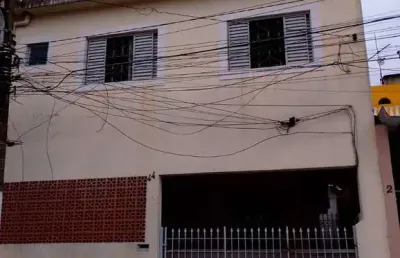 Casa com 2 quartos para alugar no Parque Císper, São Paulo 