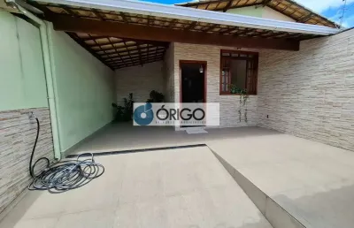 Casa geminada individual - 2 quartos - 2 vagas - excelente localização