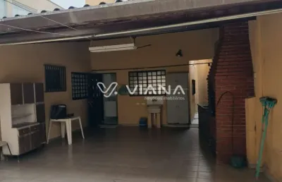 Casa assobradada com 3 dormitórios, suíte e churrasqueira para locação no bairro mauá - são caetano