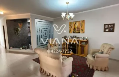 Espaçosa casa à venda no bairro santa maria, são caetano do sul