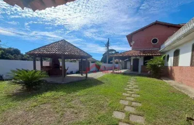 Casa com 5 dormitórios à venda, 242 m² por r$ 670.000,00 - cordeirinho - maricá/rj