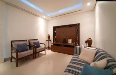 Casa à venda no condomínio villa lombarda em valinhos/sp