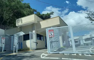 Casa à venda no condomínio portal do bosque em louveira/sp