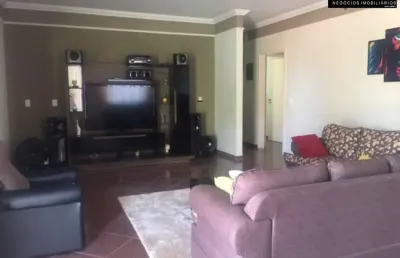 Casa com 4 quartos à venda na Rua Lúcia Cosmo Vargas, --, Pinheirinho, Vinhedo