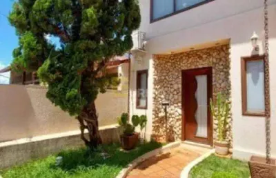 Casa à venda no condomínio residencial mirante do lenheiro em valinhos/sp