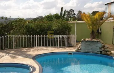 Chácara / sítio com 3 quartos à venda na Estrada Das Laranjeiras, --, Guembê, Louveira