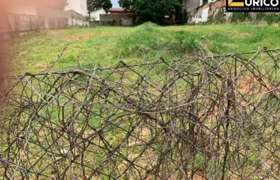 Terreno à venda na Avenida Independência, --, Vila Olivo, Valinhos