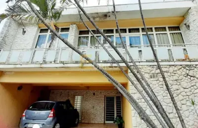 Casa com 3 quartos à venda na Rua Dom Nery, --, Vila Embaré, Valinhos