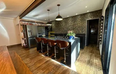 Casa térrea recém -reformada, três suítes, com edícula e piscina no condomínio estância marambaia em vinhedo.