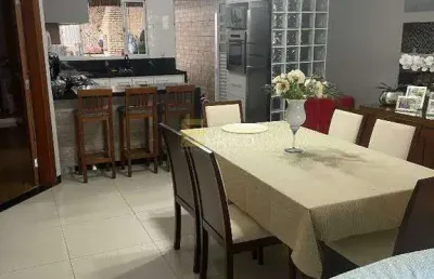 Casa com 3 quartos à venda na Rua dos Ipês, --, Santa Claudina, Vinhedo
