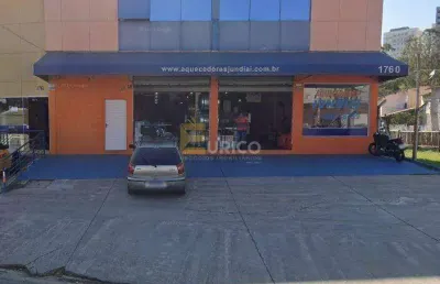 Locação de espaço comercial com galpão de 750 m² em terreno de 1.200 m²