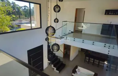 Casa de alto padrão estilo sobrado à venda no residencial colinas de inhandjara, itupeva/sp