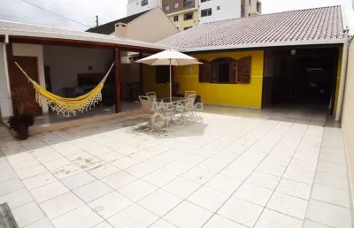 Casa com 4 quartos à venda na rua júlio eduardo gineste, 1458, santa quitéria, curitiba por r$ 880.000