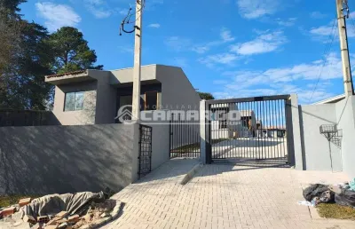 Casa condominio fechado colombo com terreno nos fundos