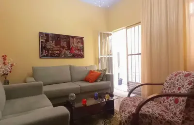 Casa à venda r$750.000,00 3 quartos 2 vagas - mariano procópio, juiz de fora -mg