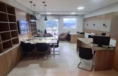 Sala comercial para alugar na Avenida Senador Feijó, 686, Centro, Santos