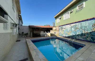 Casa sobreposta com 4 dormitórios, 1 suíte e piscina com 150 m²,  à venda por r$ 1.100.000 no bairro macuco em santos/sp