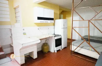 Casa com 2 quartos para alugar na Rua Labatut, Ipiranga, São Paulo