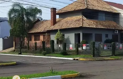 Casa com 3 quartos para alugar na Rua Noruega, Moinhos De Vento, Canoas