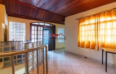 Casa à venda em osasco-sp, jardim das flores: 3 quartos, 1 suíte, 1 sala, 3 banheiros, 2 vagas, 290m². confira!