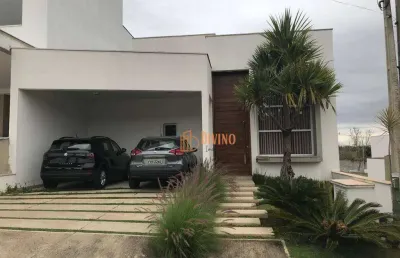 Elegante residência à venda no condomínio villagio di capri