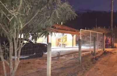 Chácara com 2 dormitórios à venda, 600 m² por r$ 350.000,00 - centro - tijucas/sc