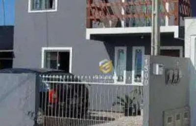 Sobrado com 2 dormitórios à venda, 85 m² por r$ 275.000,00 - praça - tijucas/sc