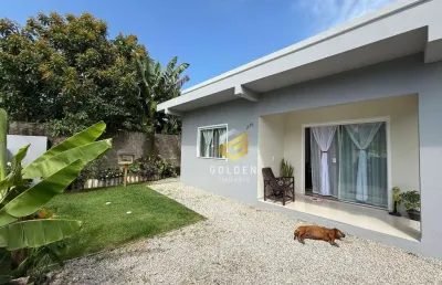 Casa com 3 dormitórios à venda em bombas por r$ 850.000