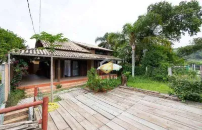 Casa à venda na praia de bombas por r$ 830.000 - zé amândio - bombinhas/sc