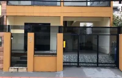 Sobrado com 3 dormitórios à venda,200.00 m , nações, balneario camboriu - sc