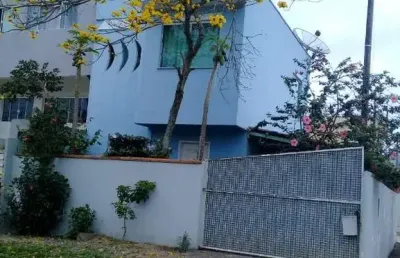 Casa com 2 quartos à venda no Centro, Camboriú 