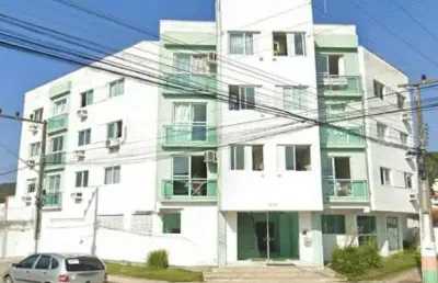 Apartamento em camboriú com 02 dormitórios no bairro são francisco de assis