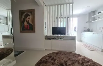 Apartamento mobiliado em itapema no bairro morretes, ótima localização.