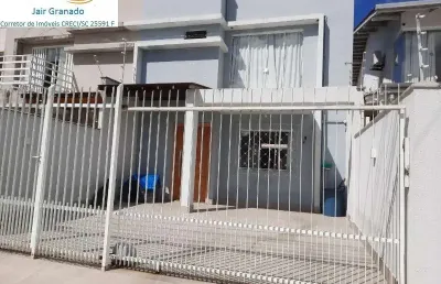 Casa com 2 quartos à venda no Santa Regina, Camboriú 