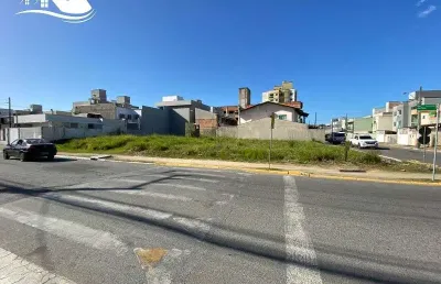Ótimo terreno em camboriú no bairro santa regina para locação