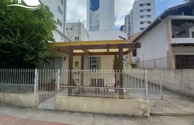 Casa com 4 quartos à venda no Centro, Balneário Camboriú 