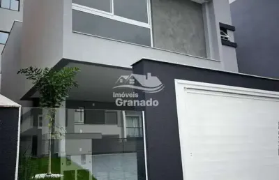 Sobrado à venda, bairro são francisco, camboriu - sc com 03 suítes