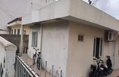 Terreno amplo no bairro dos municipios em balneário camboriú
