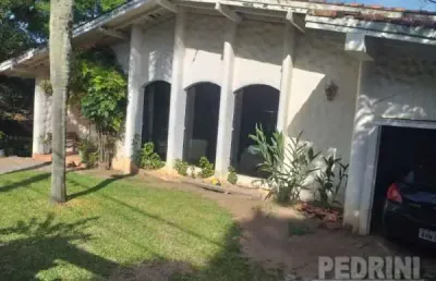 Casa com 5 quartos à venda na vila assunção, porto alegre  por r$ 1.277.000