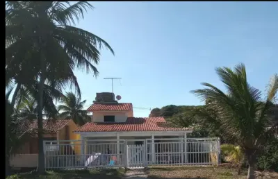 Casa beira mar  pé na areia,em itamaracá para alugar