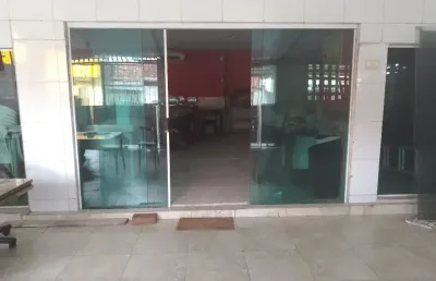 Ponto comercial com 3 salas para alugar na Rua Doutor João Lacerda, 214, Cordeiro, Recife