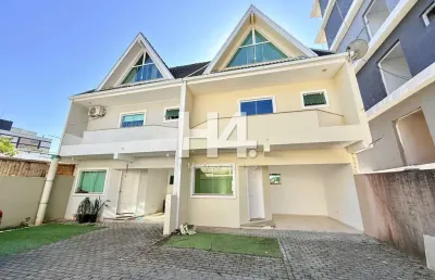 Casa em condomínio fechado com 3 quartos à venda na rua eduardo geronasso, bacacheri, curitiba, 146 m2 por r$ 650.000