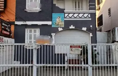 Casa 3 dormitórios e 2 banheiros. quintal. 2 garagens. 140m2