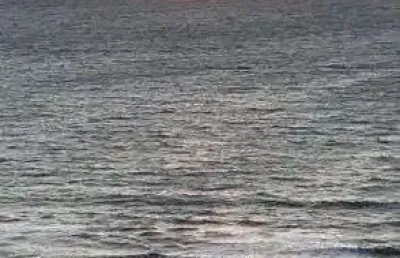 Apartamento casa caiada alto luxo beira mar nasçente