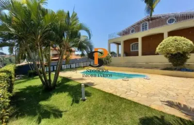 Casa à venda no condomínio recanto florido em vinhedo – sp