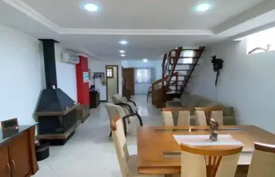 Casa com 2 quartos à venda na rua laudelino freire, sarandi, porto alegre por r$ 610.000