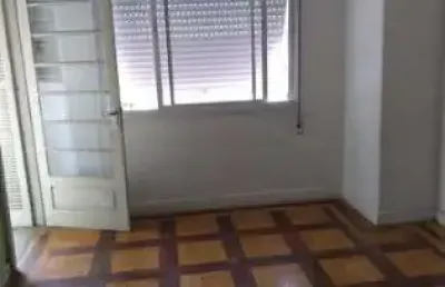 Apartamento com 2 quartos à venda na avenida cristóvão colombo, 854, floresta, porto alegre por r$ 370.000