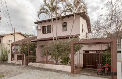 Casa com 4 quartos à venda na três passos, 107, passo da areia, porto alegre por r$ 895.000