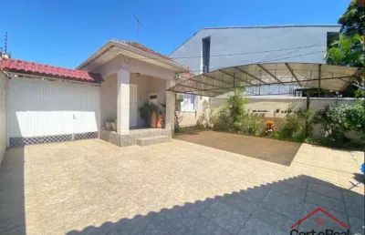 Casa com 5 quartos à venda na rua afonso arinos, 909, camaquã, porto alegre por r$ 590.000