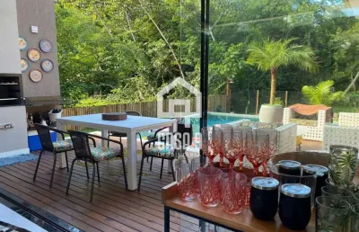 Casa térrea 04 quartos com piscina privativa cond fazenda praia do forte-ba